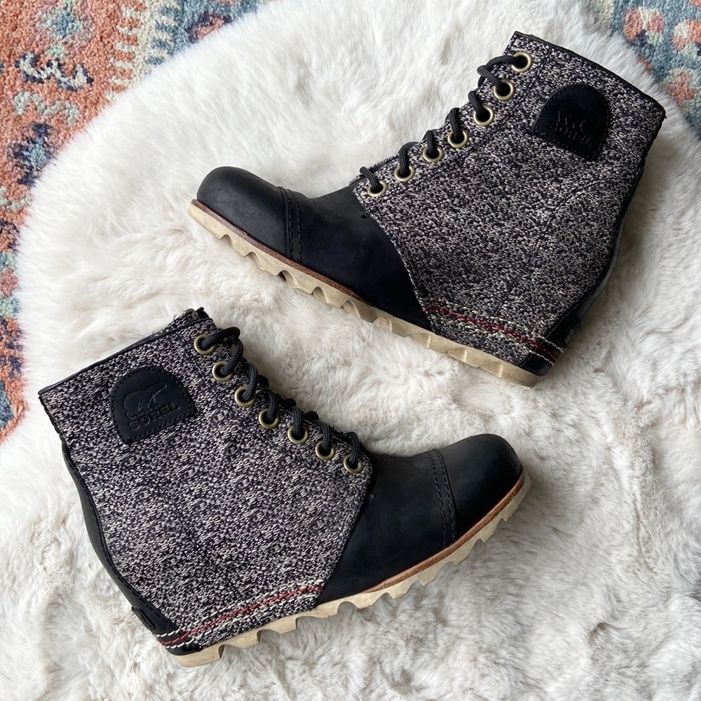 Sorel Women's Heeled Boots in Black and Gray